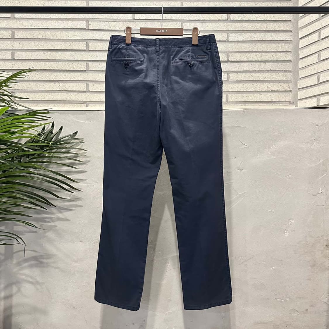 BURBERRY 버버리 치노팬츠 스트레이트 핏 백 로고 디테일 네이비 상품이미지2