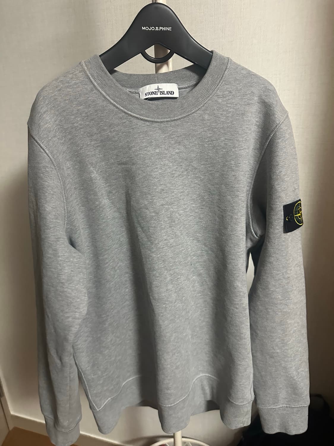 스톤 아일랜드 그레이 맨투맨 상품이미지1