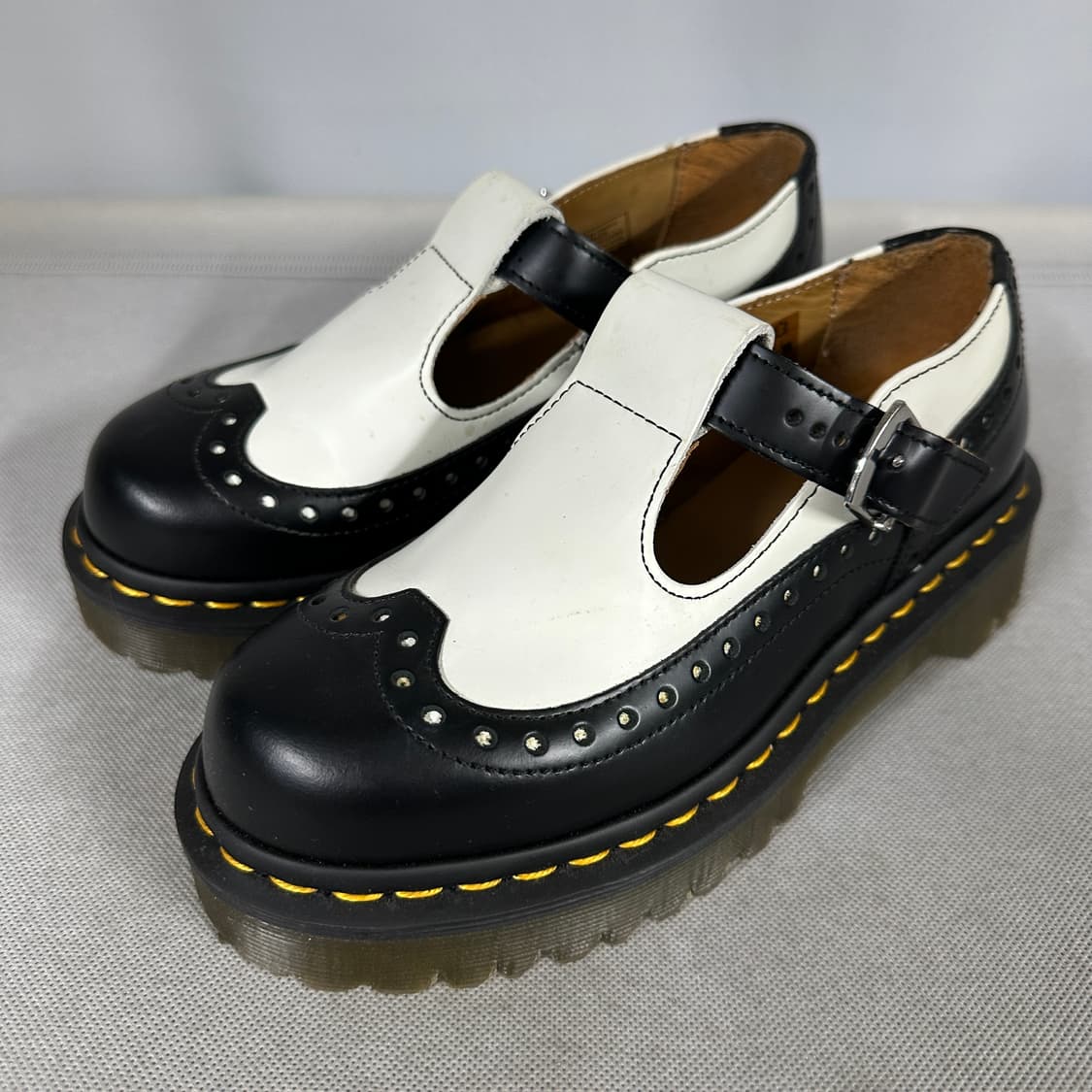 닥터마틴 디마이즈 메리제인 슈즈 상품이미지1