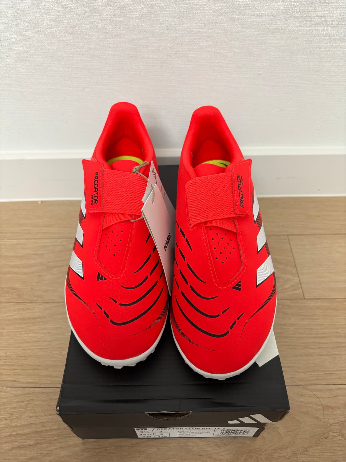 아디다스 축구화 220 새상품 상품이미지1