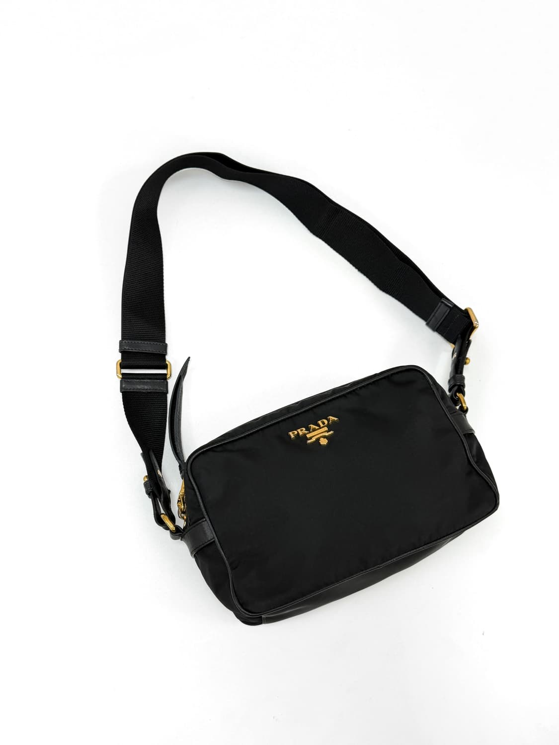 프라다 포코노 1BH089 카메라 백 상품이미지1