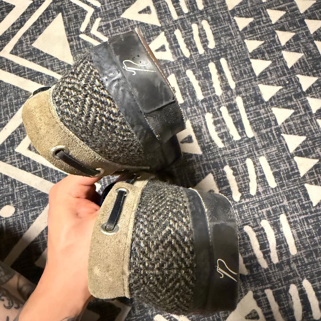 니들스 X 해리스트위드 신발 상품이미지5