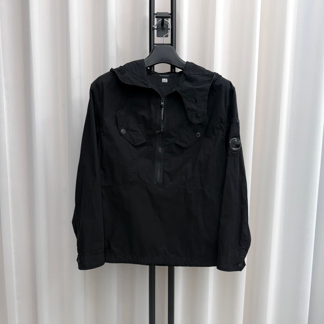 [XS] cp컴퍼니 아노락 후드 바람막이 블랙 상품이미지1