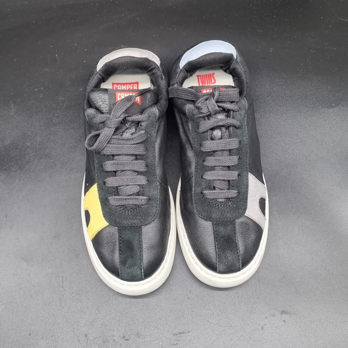 캠퍼 트윈스 발편한스니커즈 245 상품이미지2