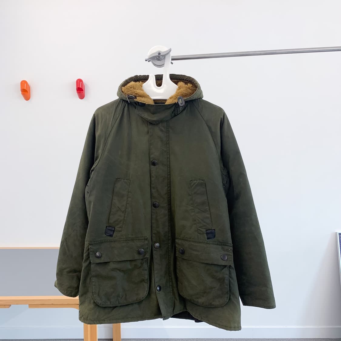 '바버' 비데일 후드 왁스 자켓 '38' 상품이미지2