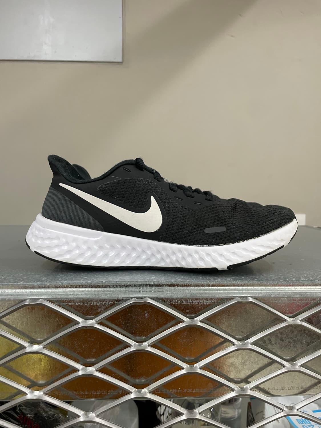 나이키 레볼루션5 블랙 240 상품이미지4