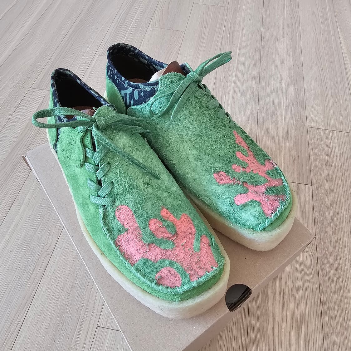 270 새제품) 클락스 오리지널스 x 살레헤 벰버리 러거 컵솔 다크 그린 상품이미지5