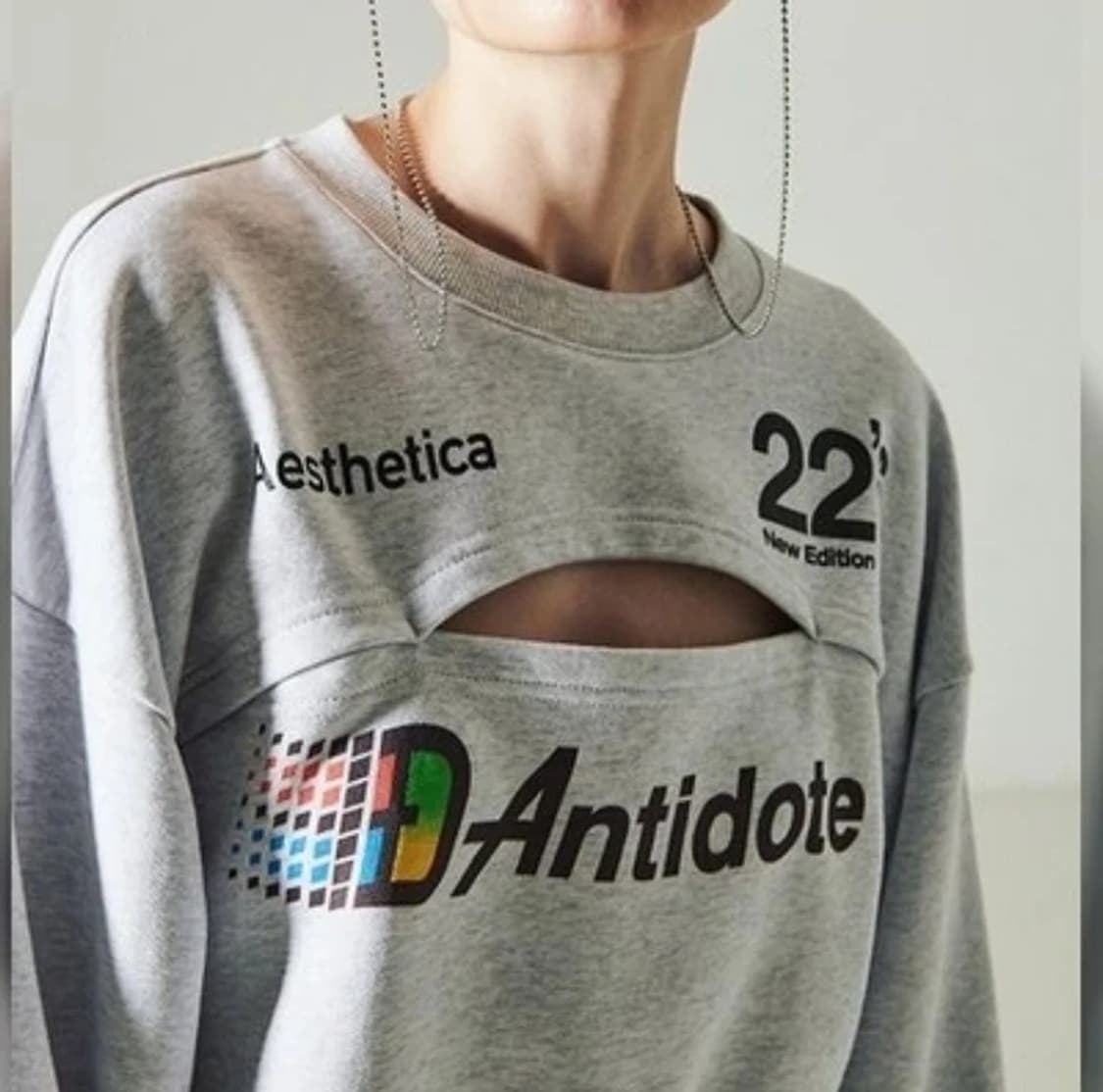여S 디앤티도트 크롭 맨투맨 상품이미지8