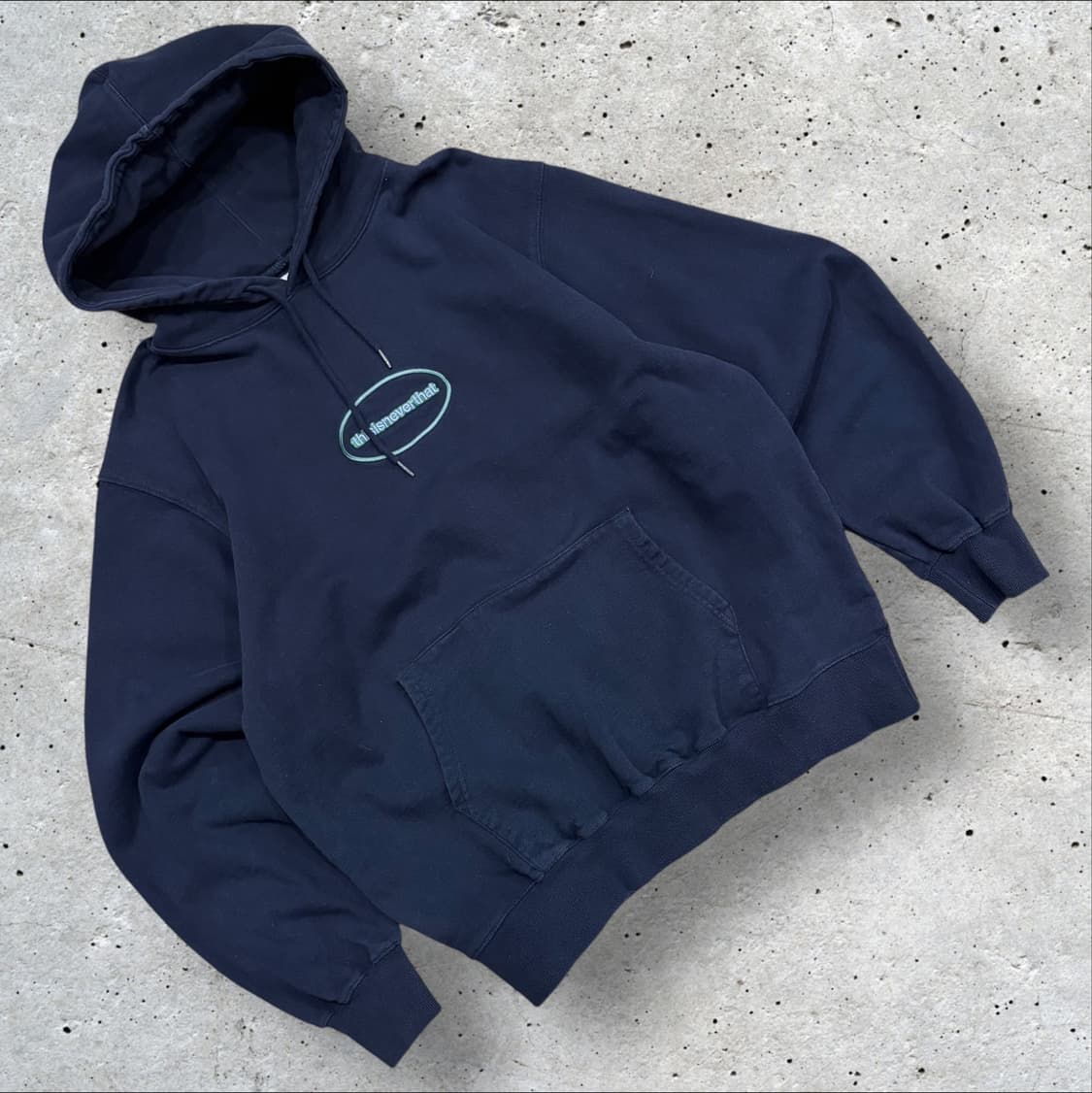 [XL] 디스이즈네버댓 네이비 후드티 C124 상품이미지1