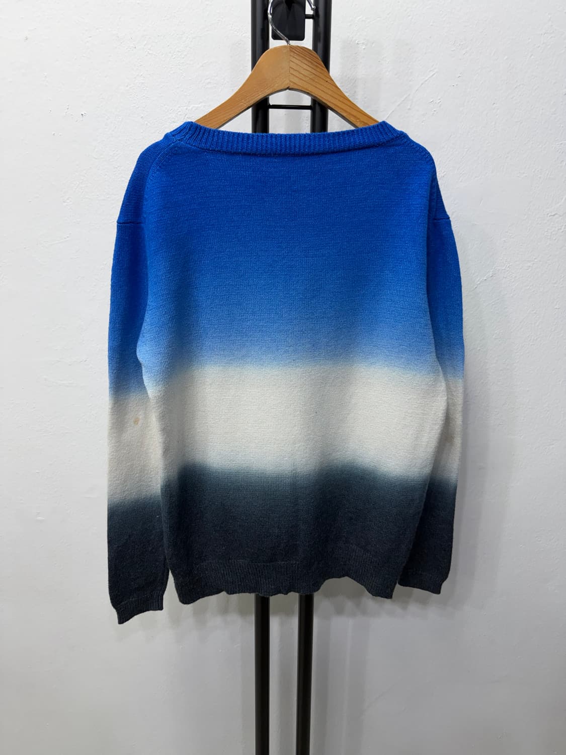 정품) 마쥬 그라데이션 여성 니트 스웨터 3 상품이미지4