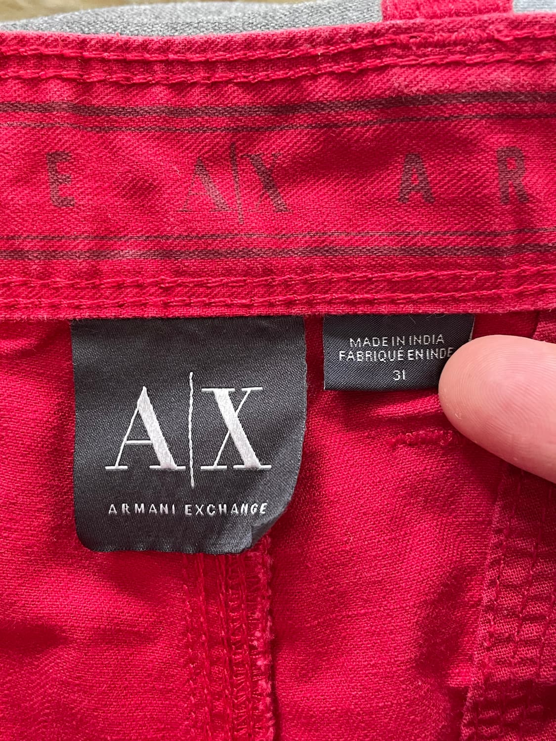 아르마니 익스체인지  레드 카고 반바지 상품이미지2
