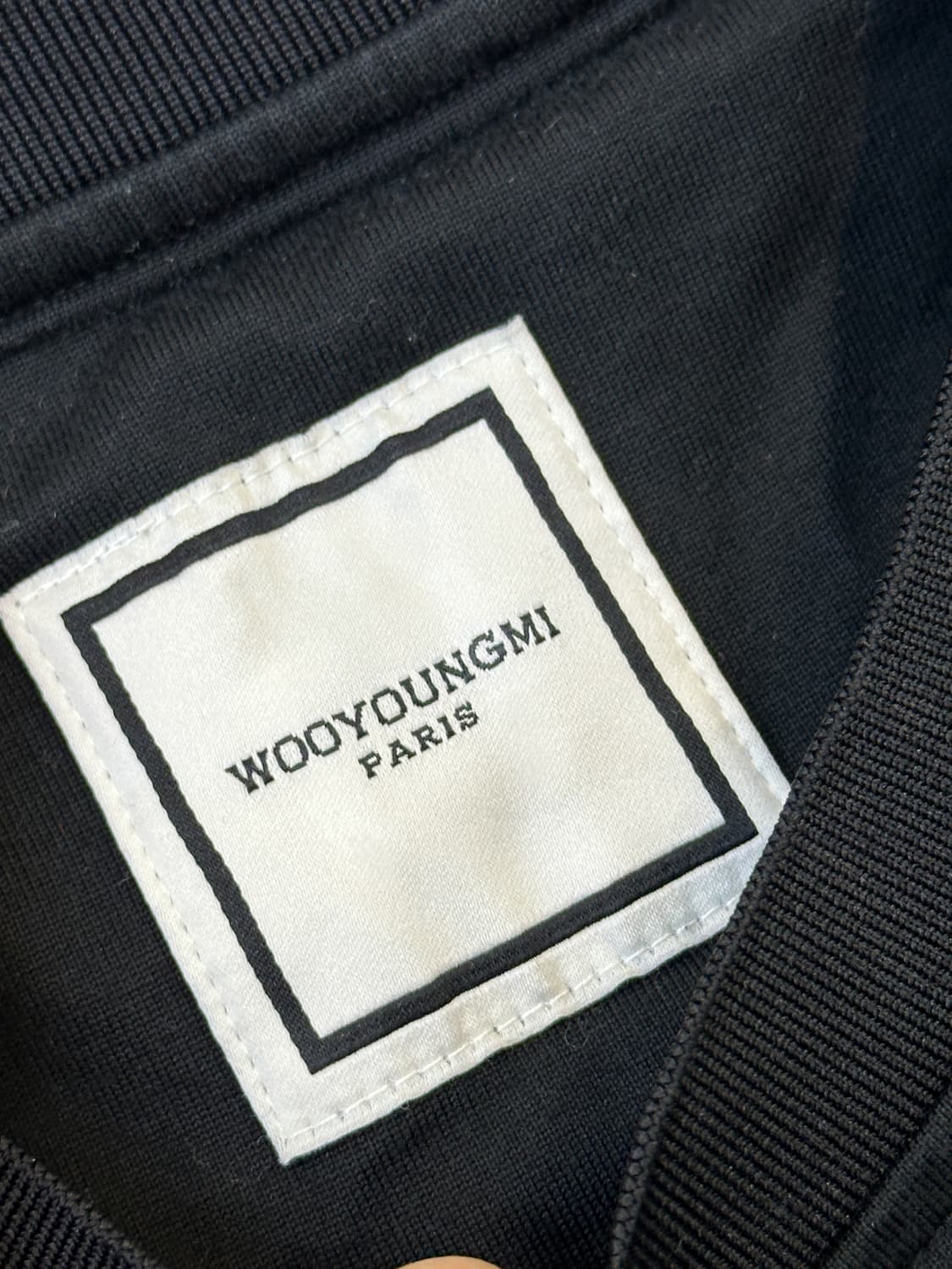 우영미 21SS 스퀘어 로고 나일론 포켓 티셔츠 상품이미지6