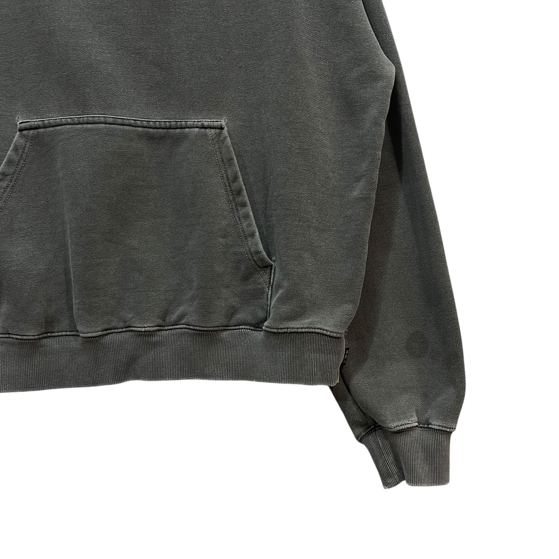 IAB Studio Logo Pullover Hoodie 상품이미지2