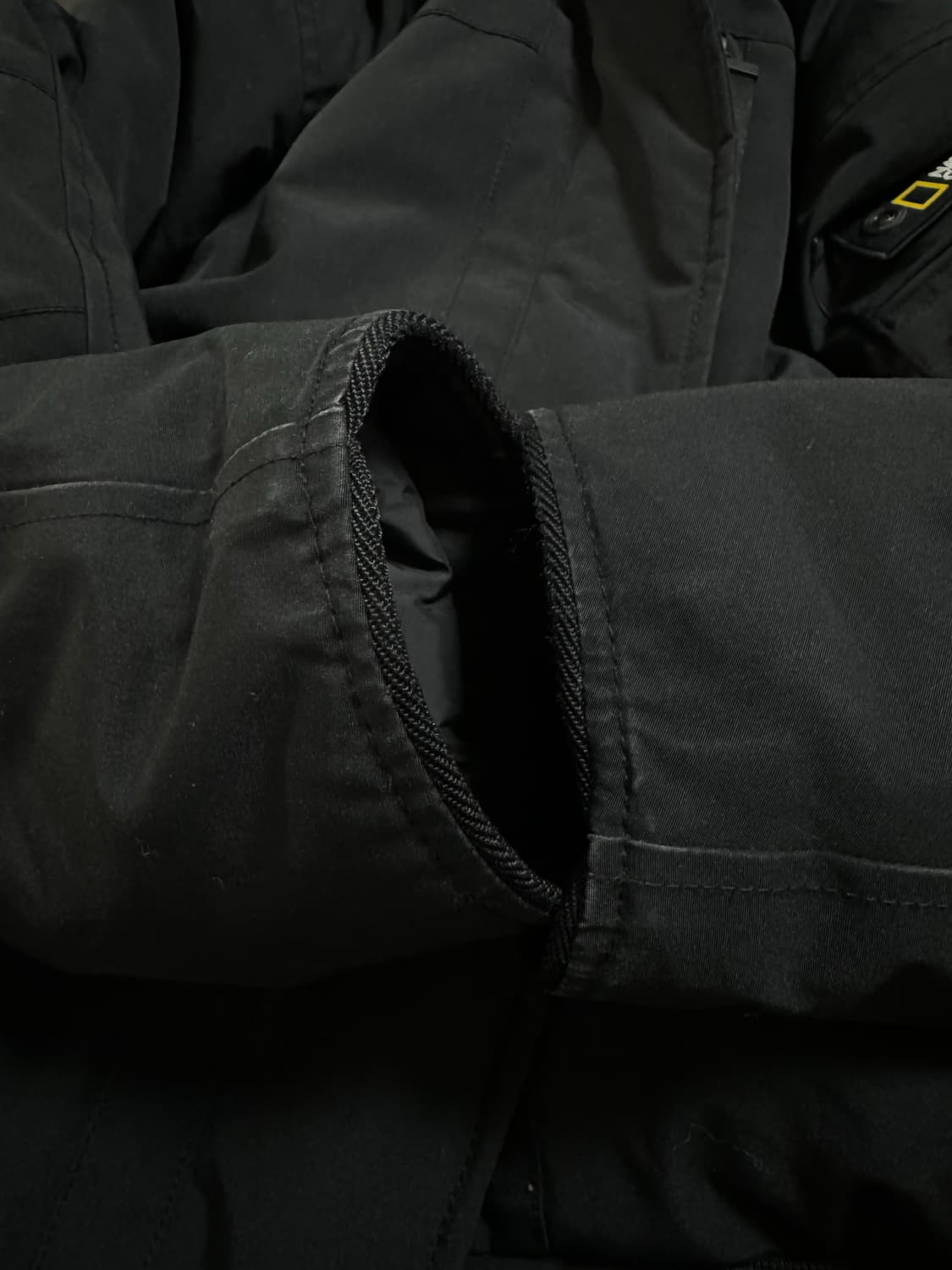 내셔널지오그래픽 타루가 패딩 xs 상품이미지4