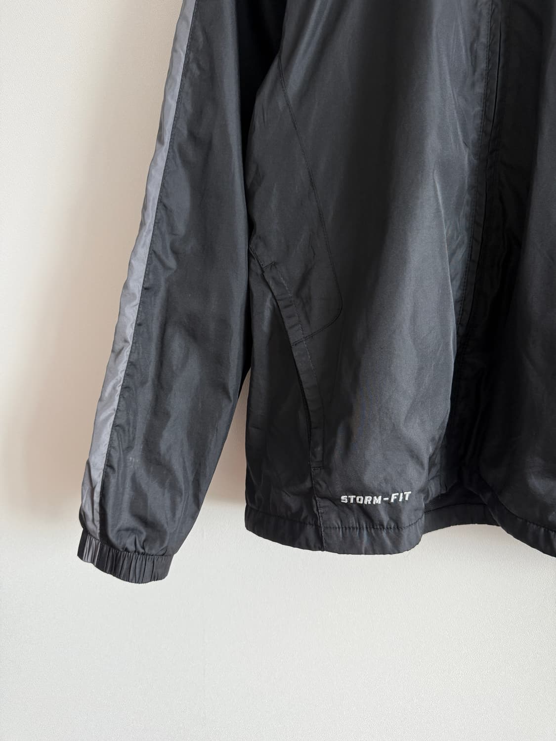 나이키(NIKE) 스톰핏 바람막이 윈드브레이커 상품이미지3