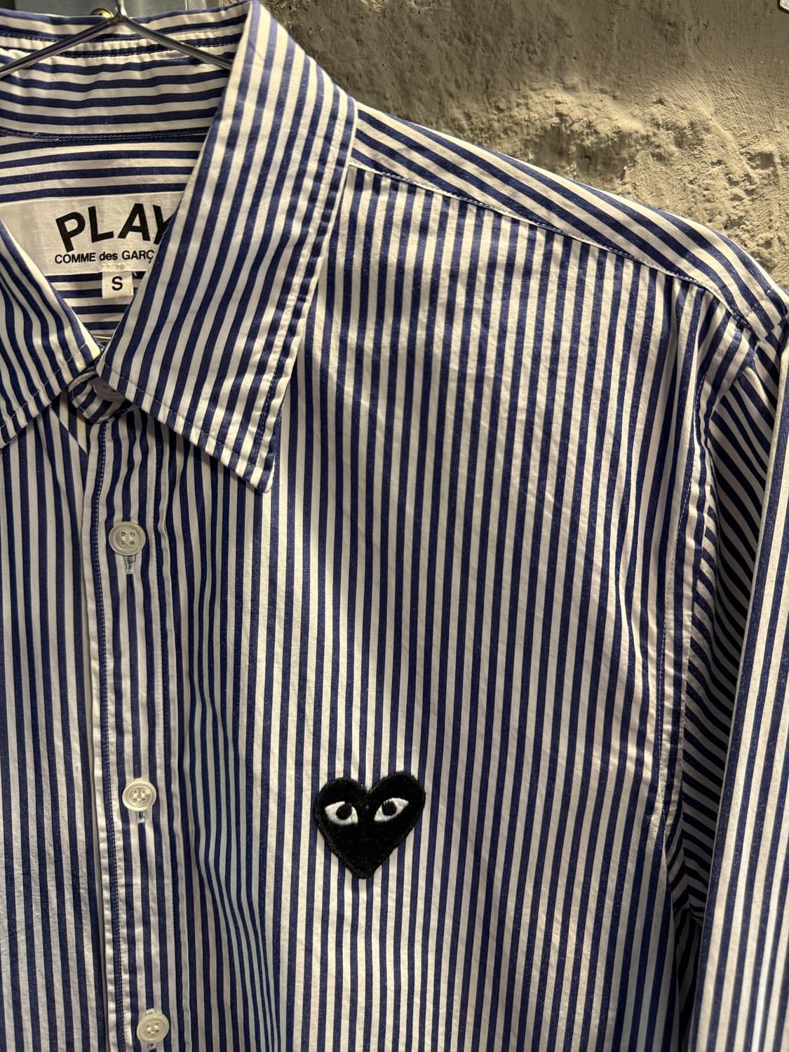 꼼데가르송 PLAY 스트라이프 셔츠 하트 패치 네이비 S 상품이미지3