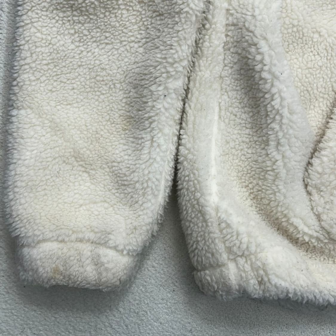 무아무아 컬렉션 아이보리 뽀글이 플리스 하프 집업 후드티 F 상품이미지3