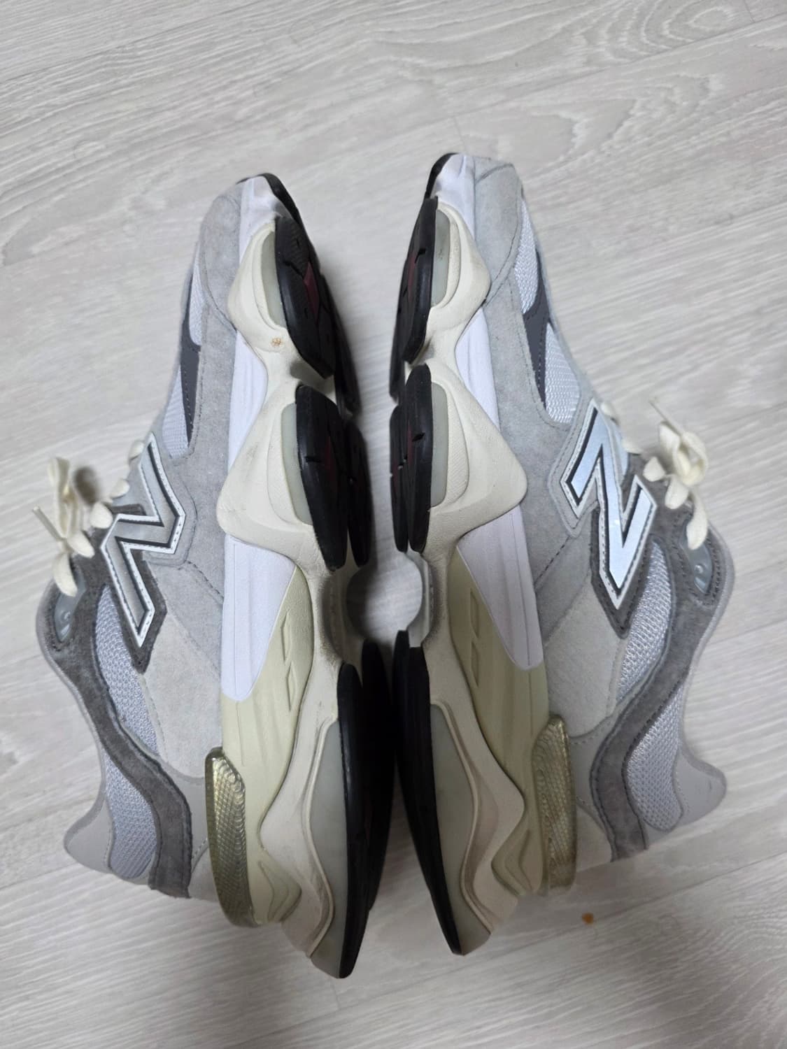 뉴발란스 운동화 U9060 사이즈 280 상품이미지7