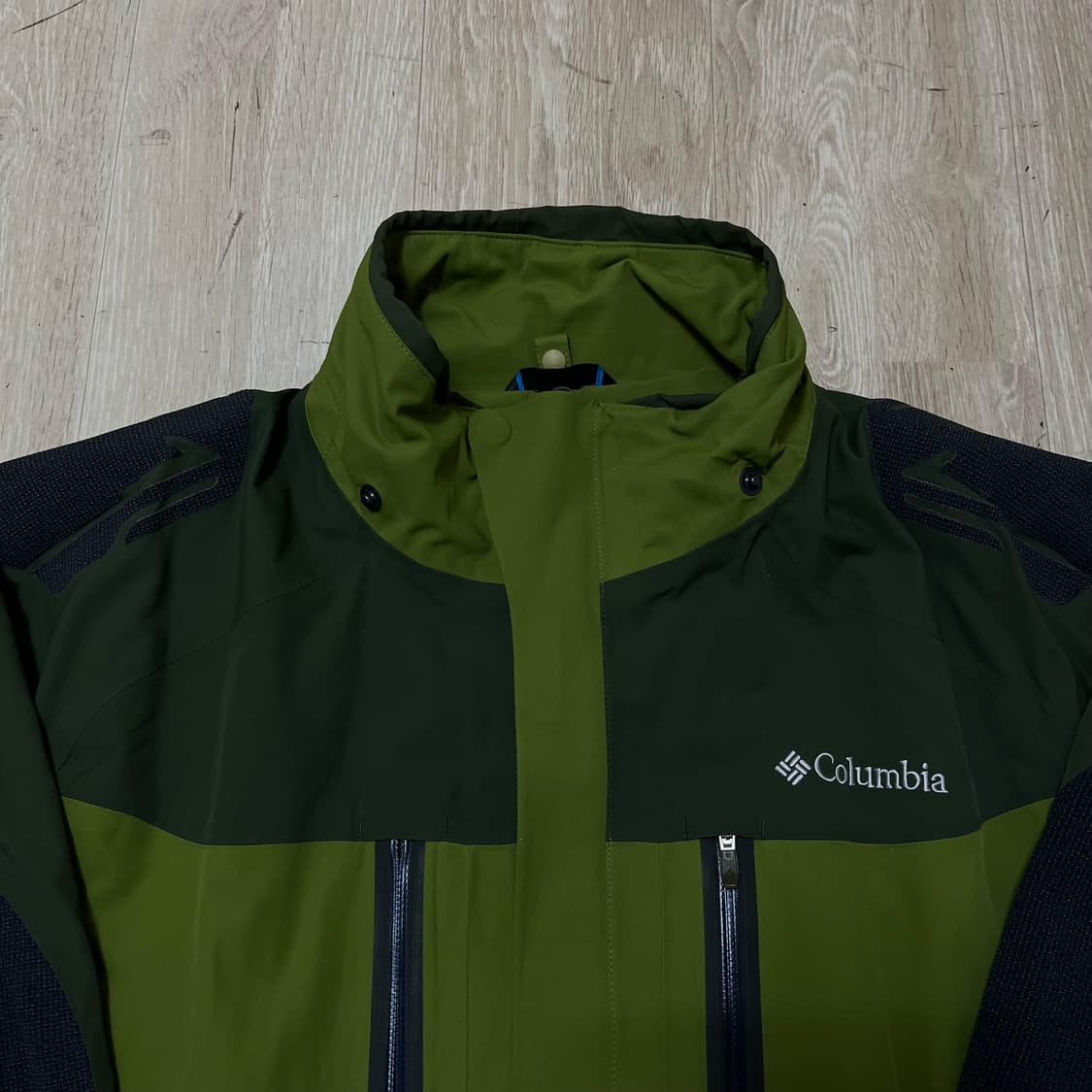 컬럼비아 옴니테크 방수 바람막이 자켓 L/100 상품이미지2