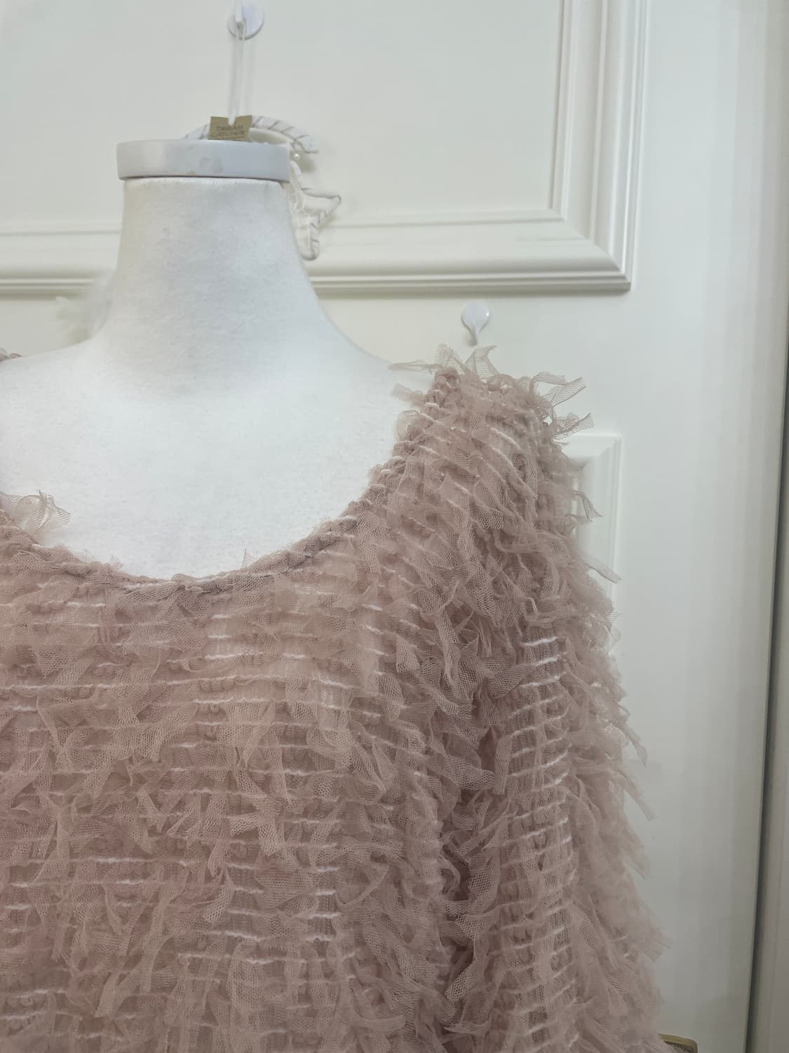 indi pink shaggy crop knit top(size-F) 상품이미지6