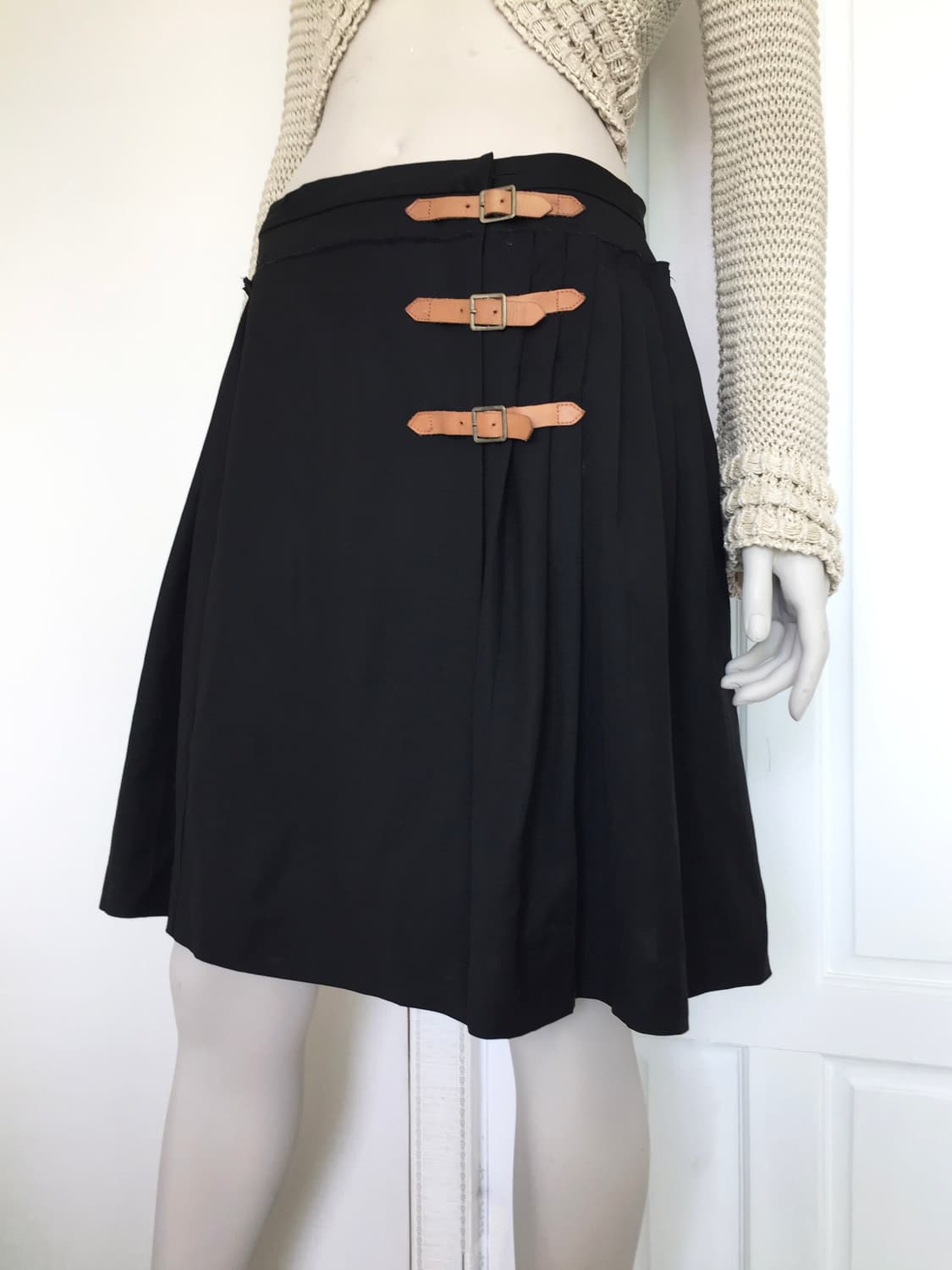 Belted Pleated Wrap Midi Skirt 상품이미지3
