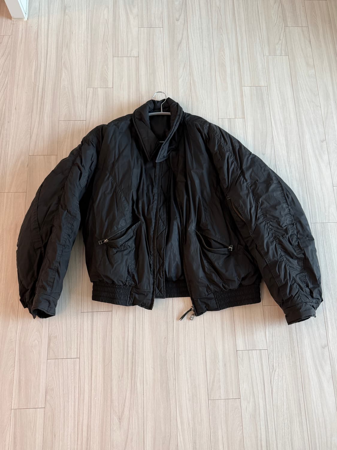 쿠어 퍼프 플라이트 ma-1 패딩 블랙 상품이미지1