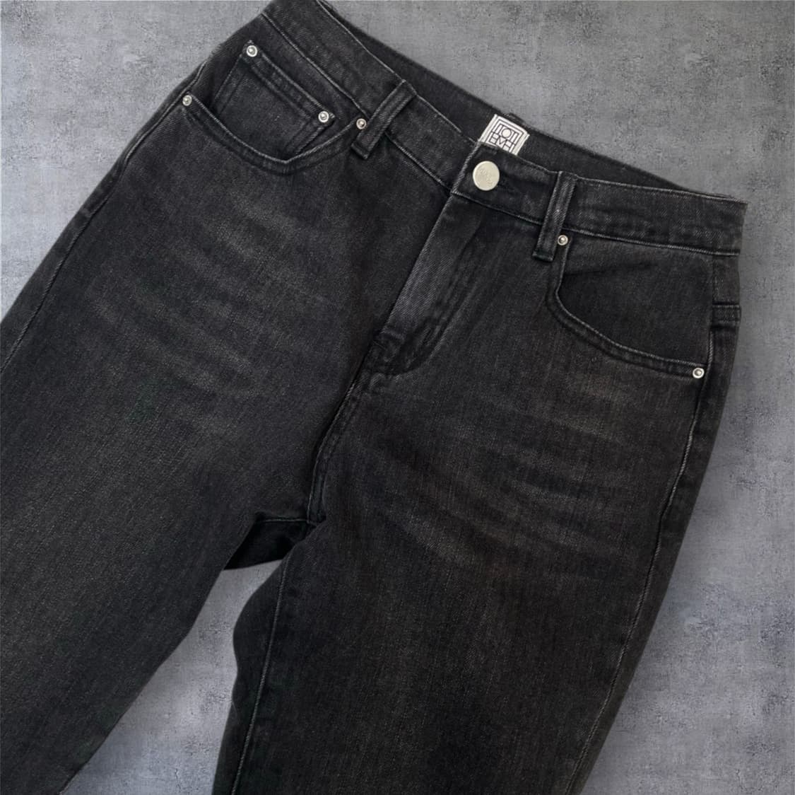 토템 Toteme 흑청 트위스트 심 스트레이트 데님 팬츠 26 상품이미지2
