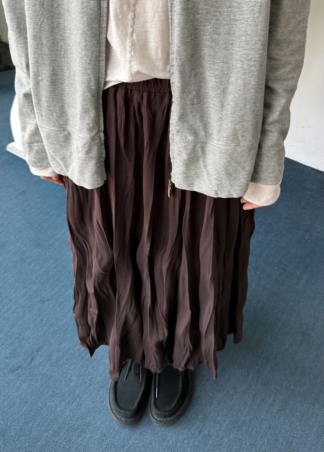 Irregularity pleats design long skirt 상품이미지1