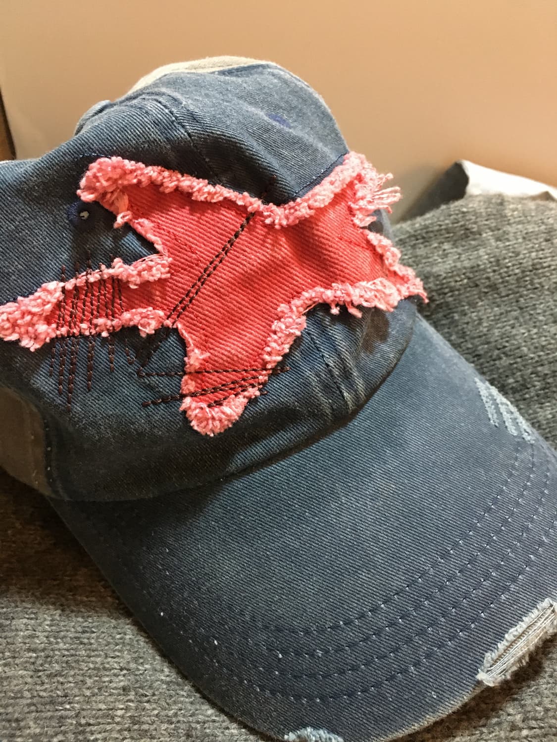 메인부스 뉴진스 민지 볼캡  상품이미지1