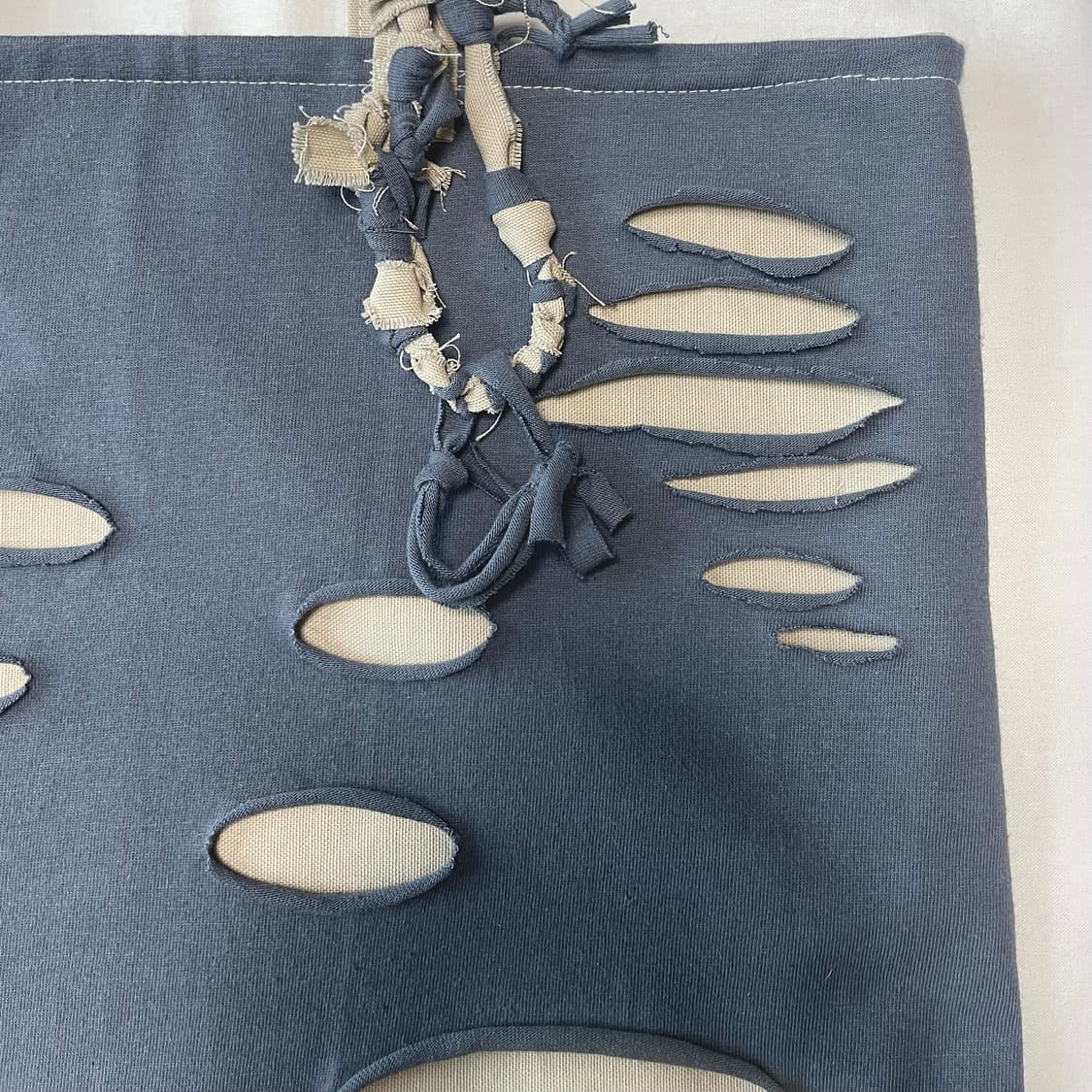 Cut-out tote bag 에코백 상품이미지4