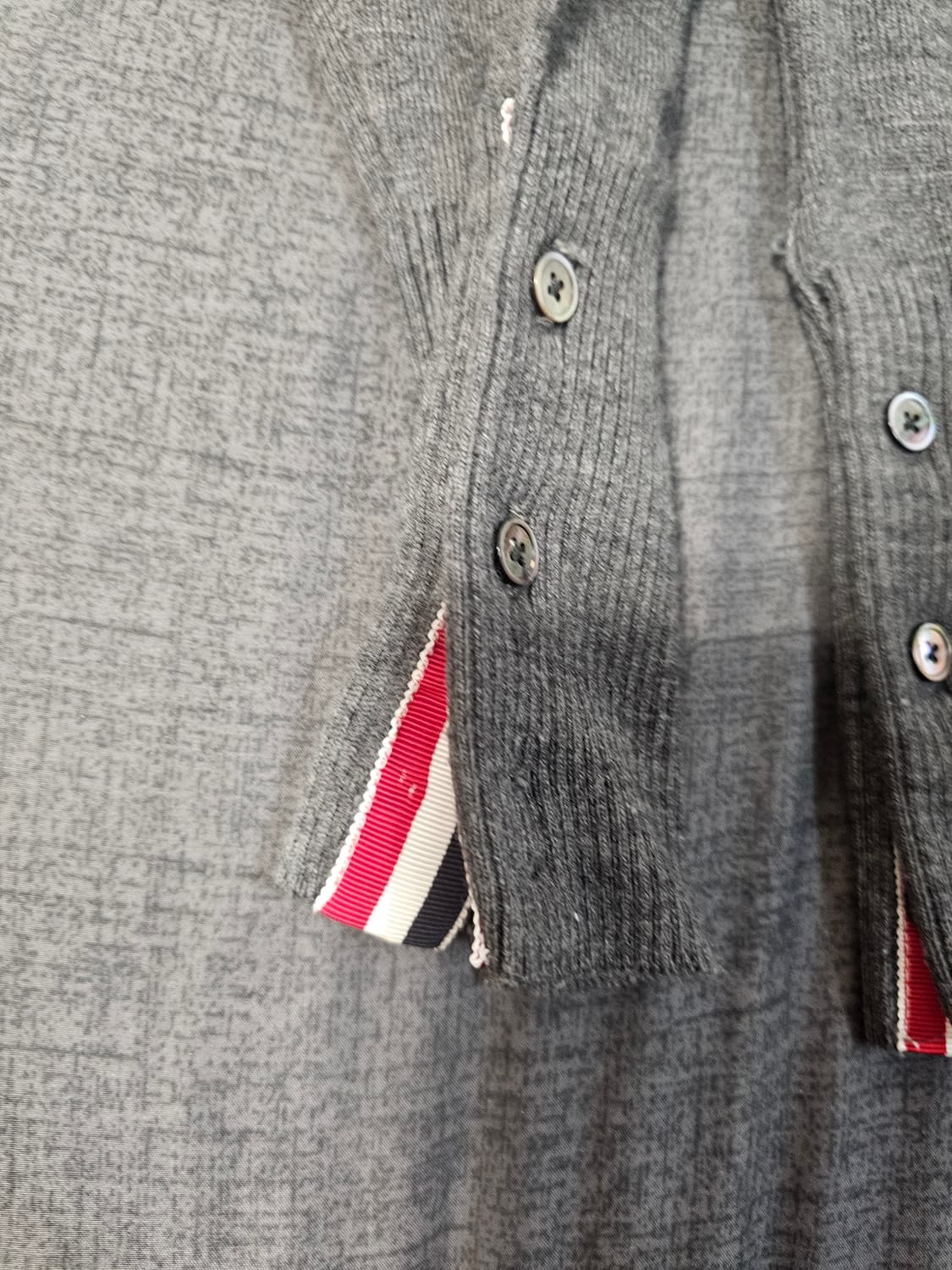 톰브라운 그레이 가디건 3사이즈 상품이미지2