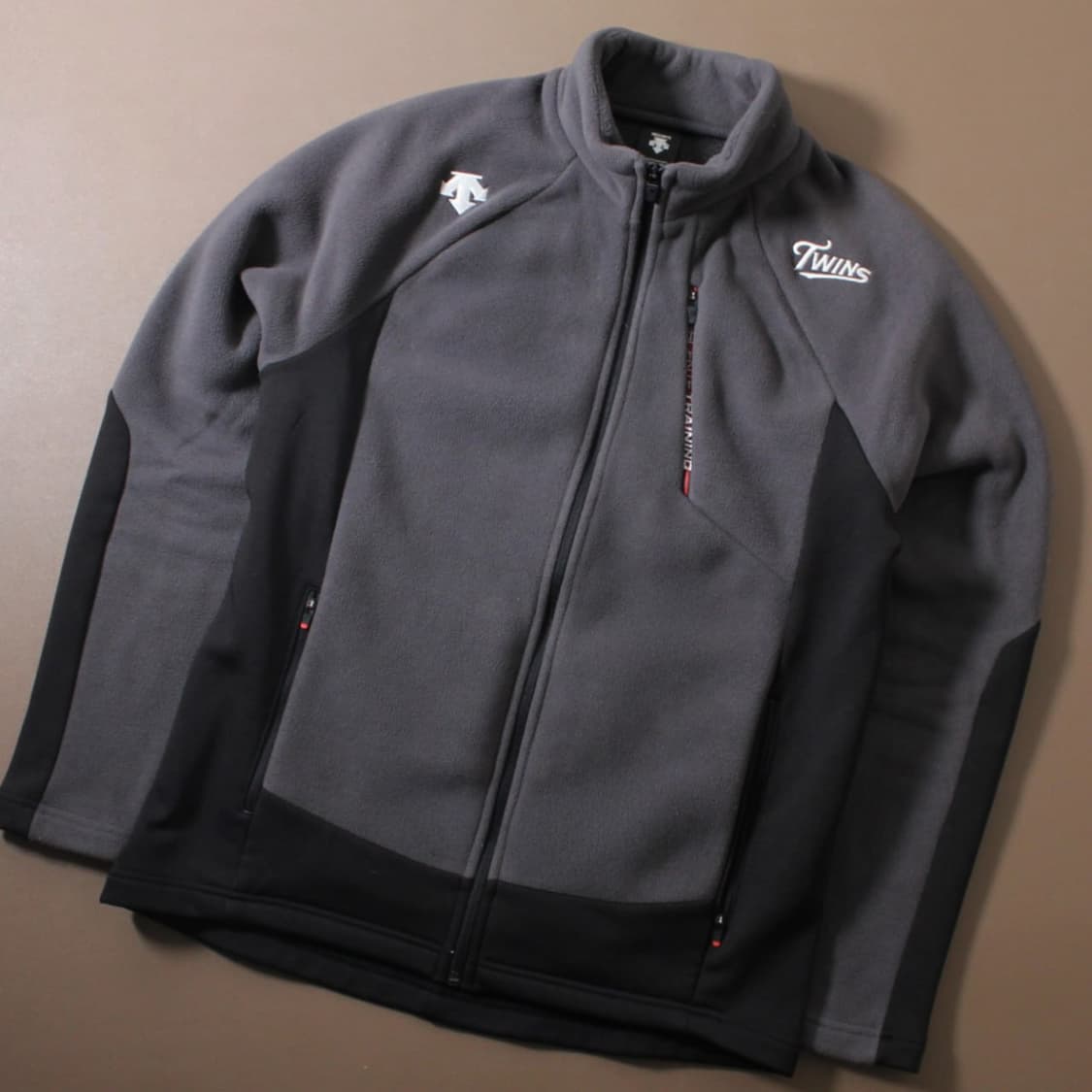 Descente 데상트 LG트윈스 플리스 자켓  상품이미지2