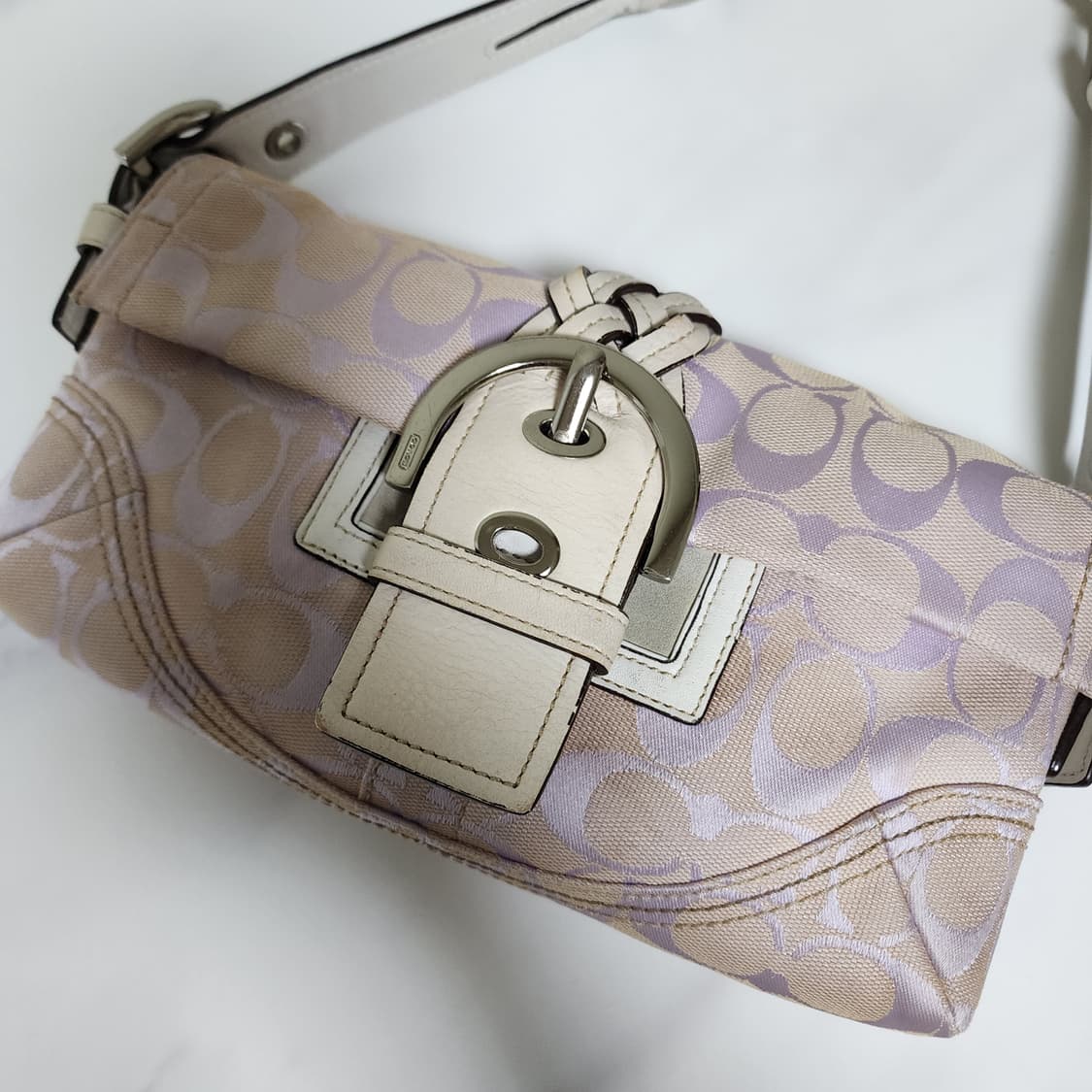 코치 바게트백 상품이미지8