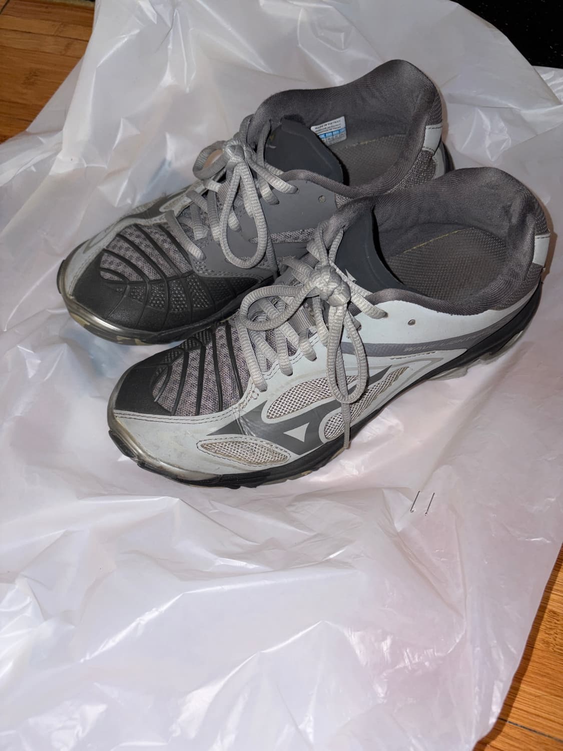  미즈노 웨이브 라이트닝 z3 상품이미지1