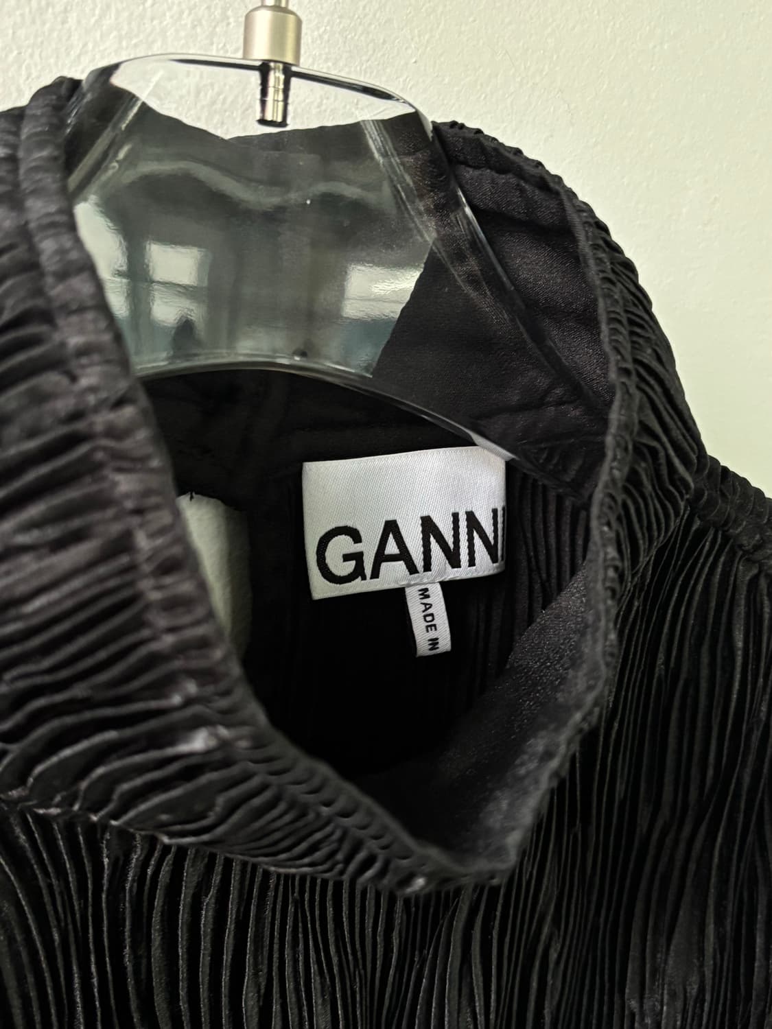 가니 플리츠 하이넥 블라우스 상품이미지7