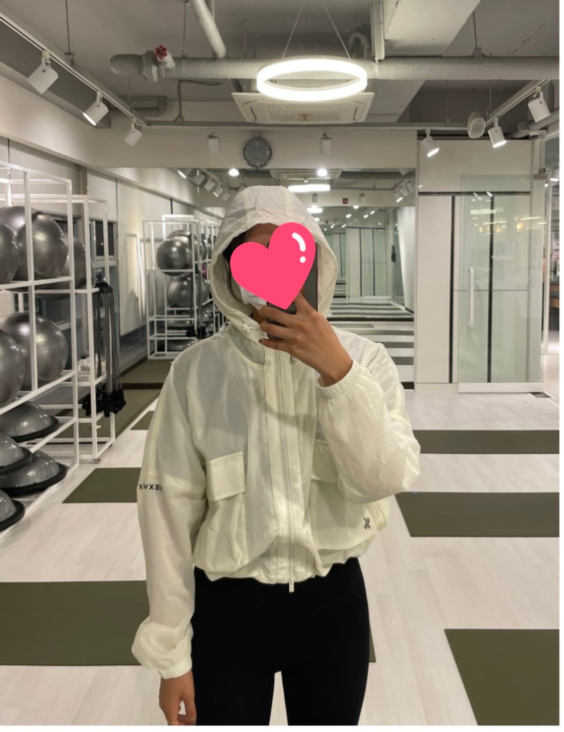 젝시믹스 아이보리 바람막이 후드 집업 상품이미지2