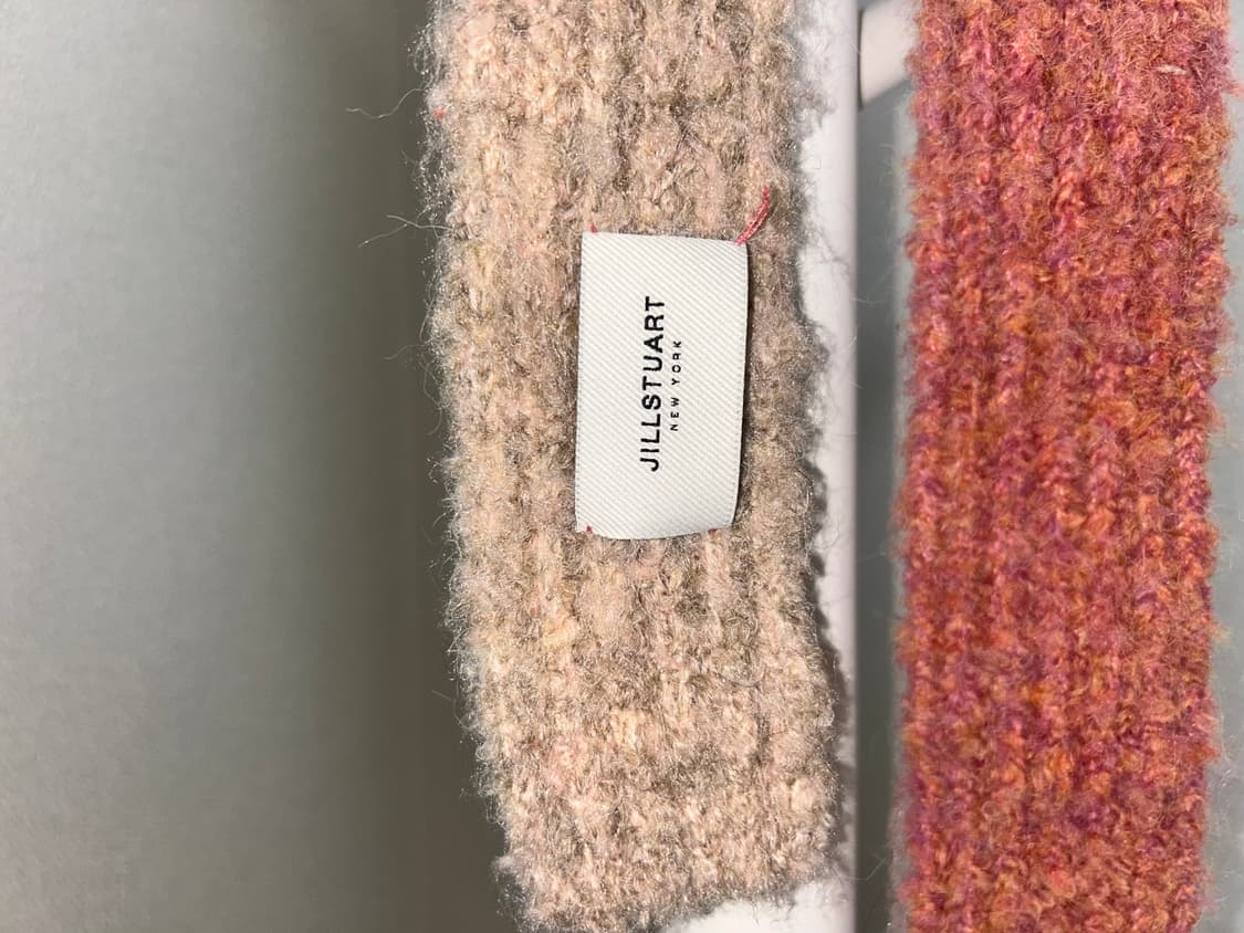 질스튜어트 배색 니트 슬림 롱 머플러 상품이미지2