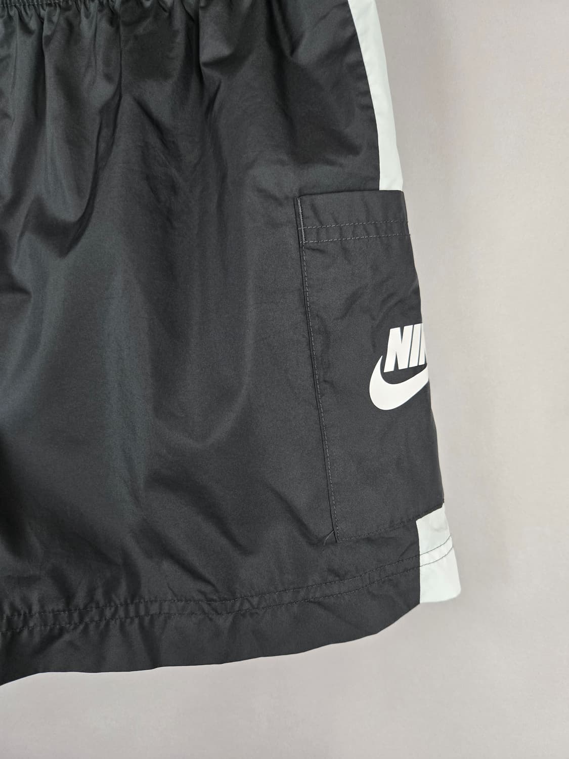 [무료배송]나이키 M 여성 우븐 러닝 쇼츠 반바지 블랙 상품이미지3
