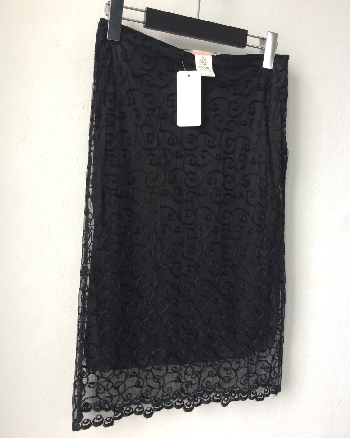 Embroidery pattern midi skirt 상품이미지2