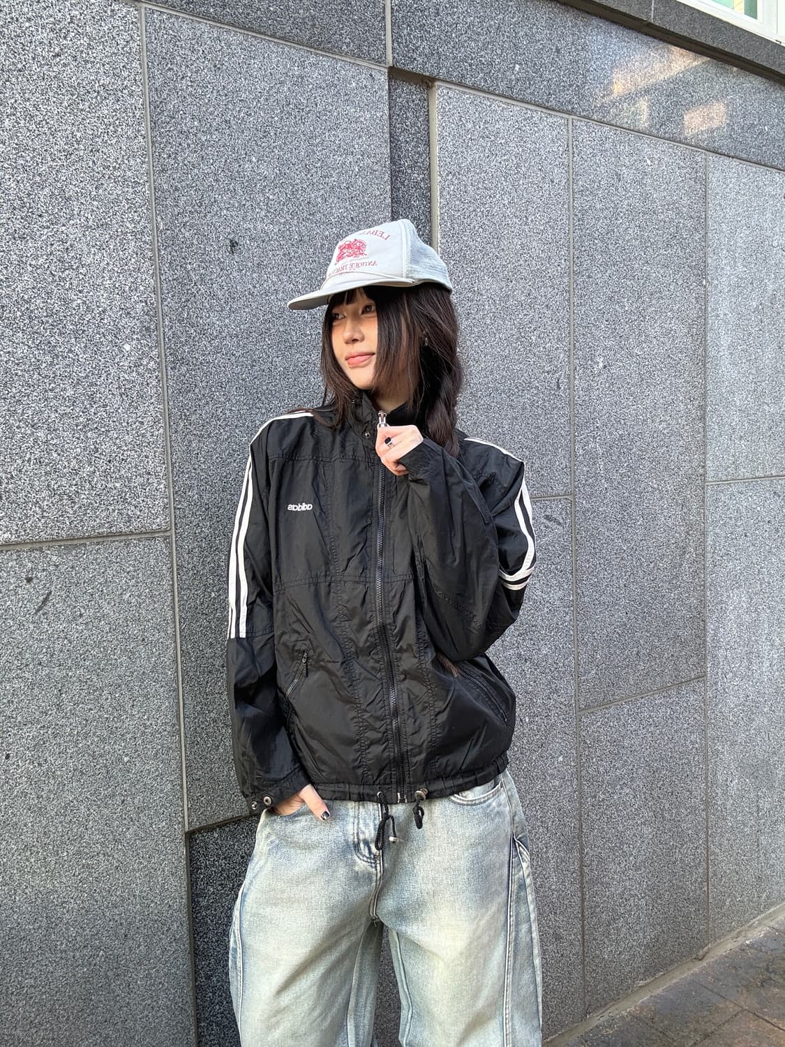 90s 올드스쿨 ADIDAS 블랙 트랙 바람막이 상품이미지1