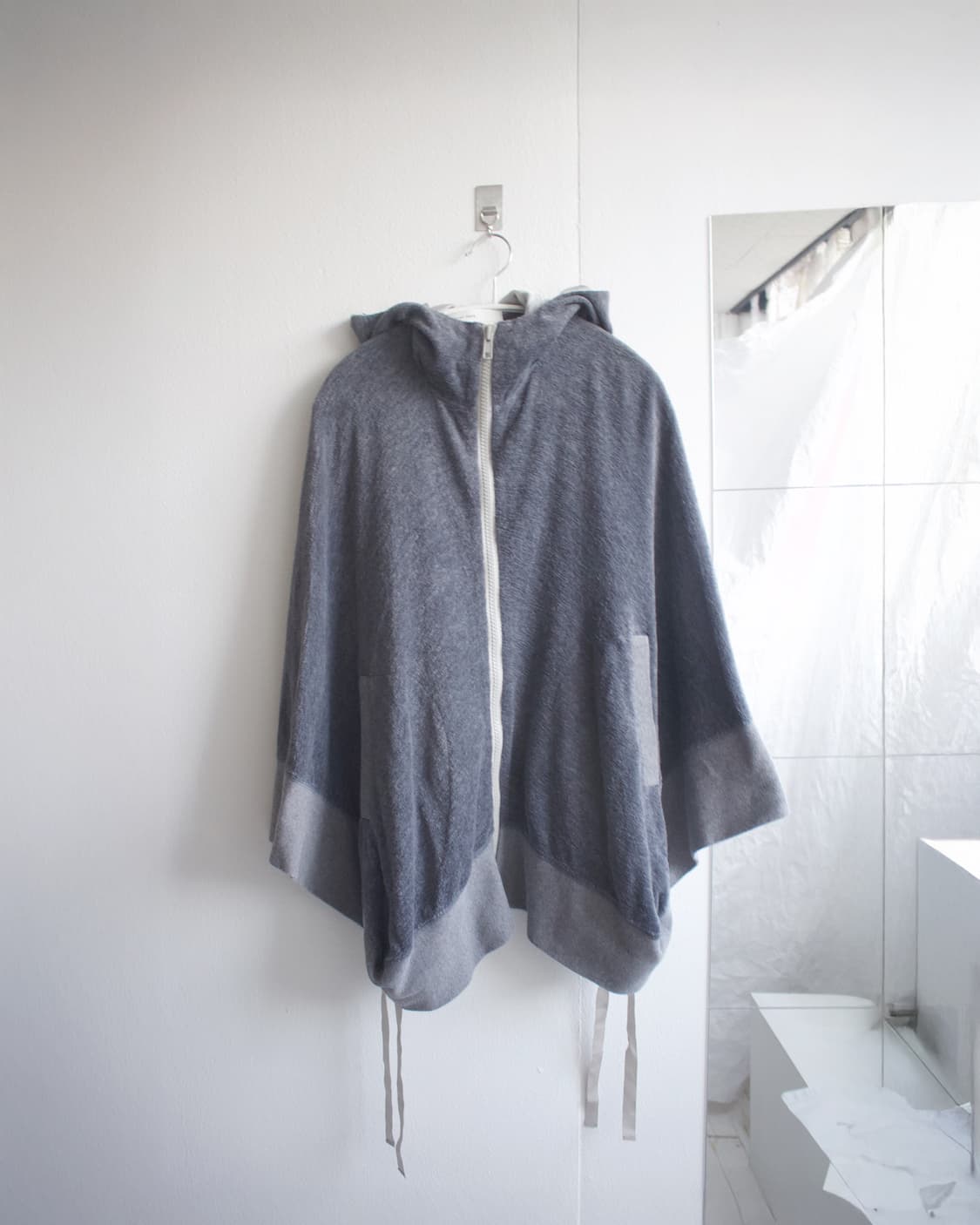 sacai luck hood strap pancho 상품이미지3