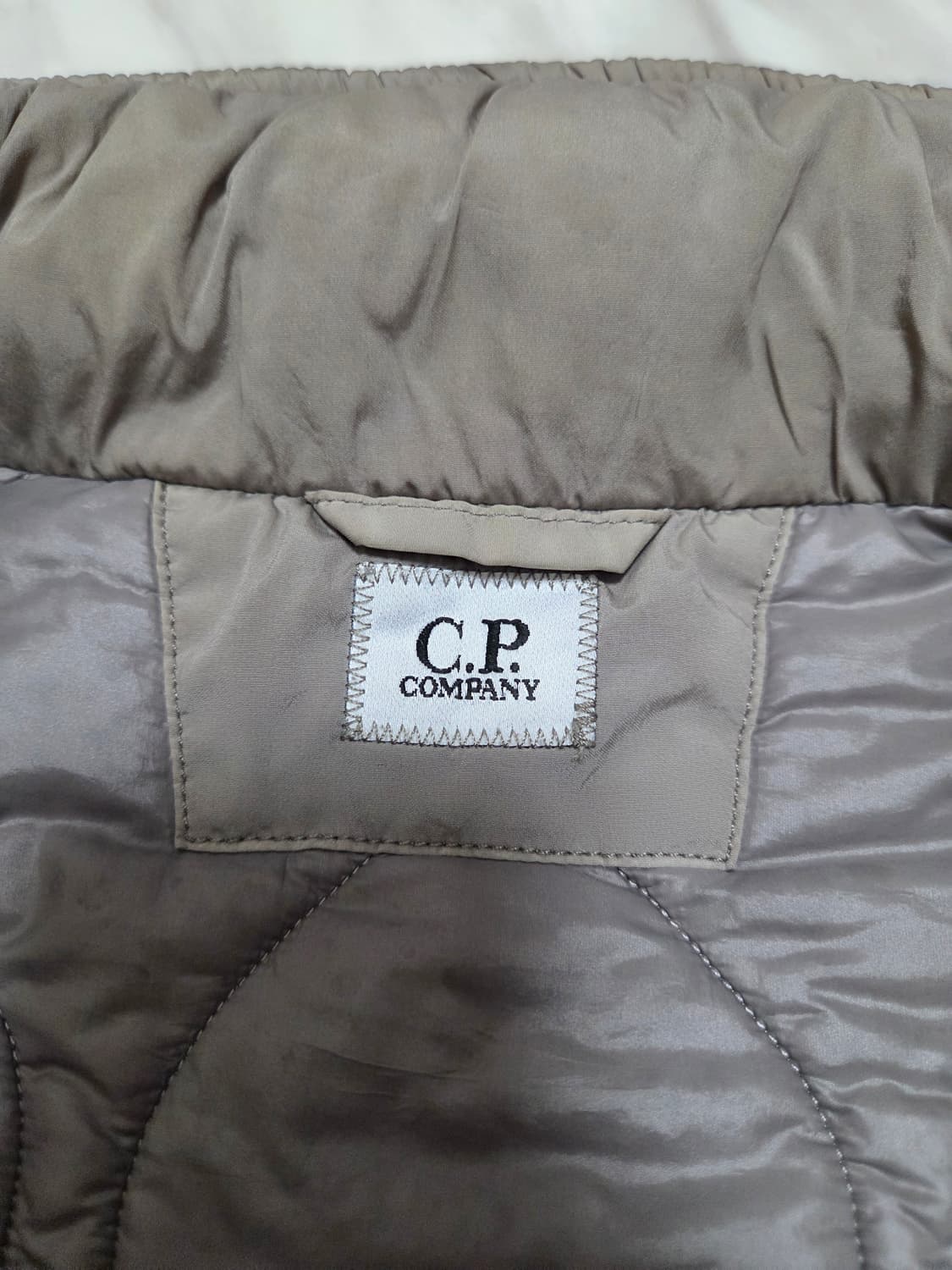 씨피컴퍼니 NYCRA 스트레치 나일론 쉘 자켓 상품이미지9