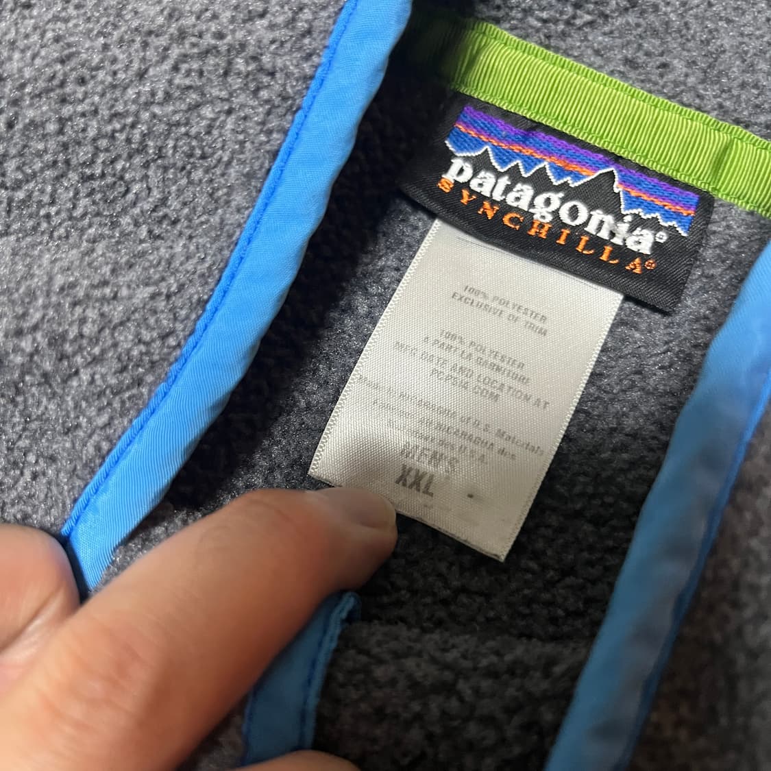 파타고니아 신칠라 스냅티 xxl 니켈 그레이 상품이미지4