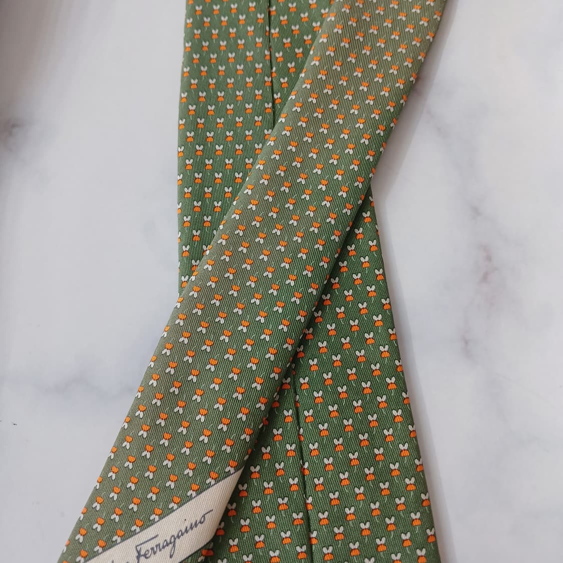 살바토레 페라가모 실크 그린 패턴 넥타이 8.7cm B등급 A19432
 상품이미지8