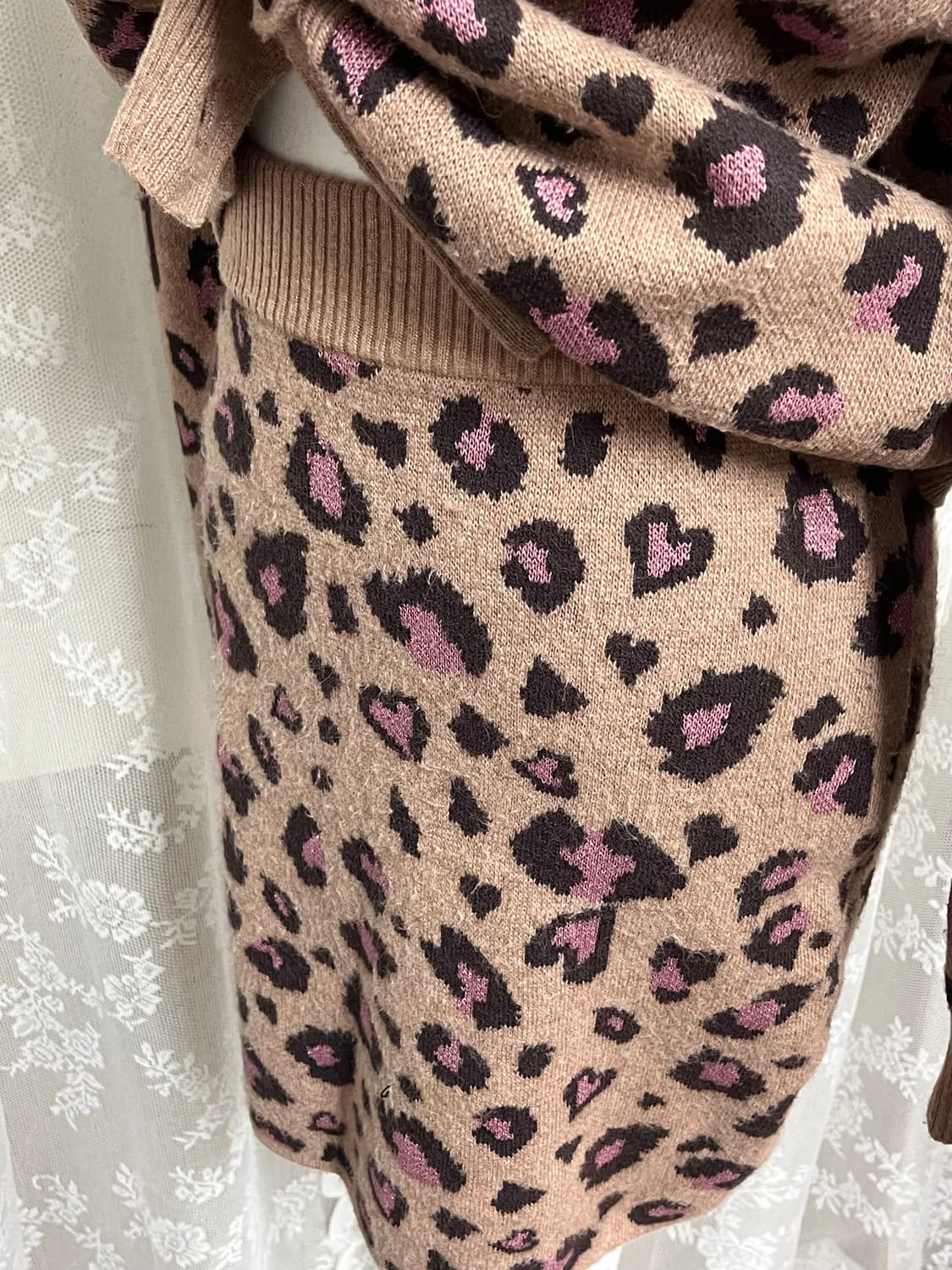 S) 에뜨르몽크 레오파드 가디건 니트스커트 셋업 상품이미지4