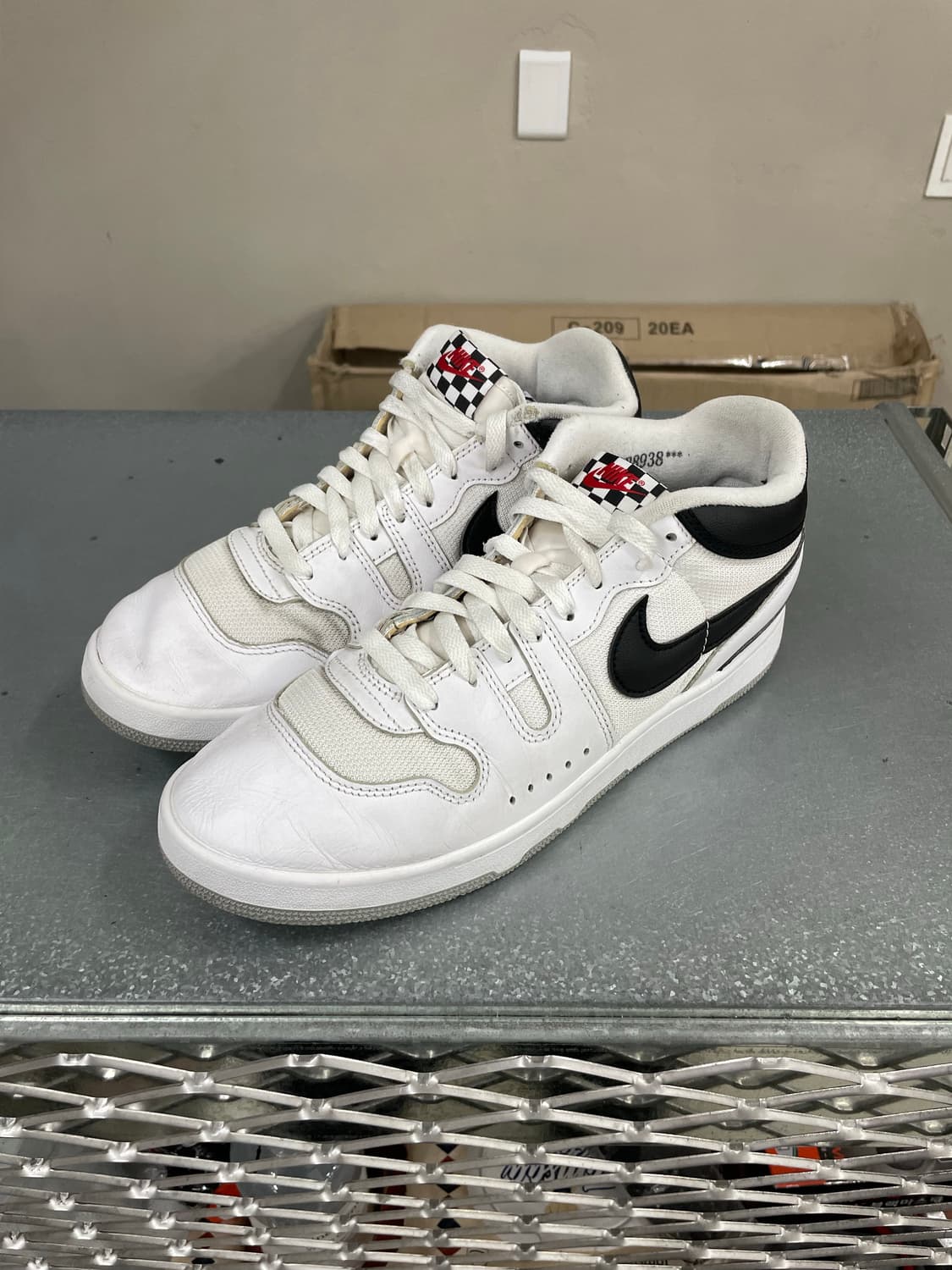 나이키 맥 어택 QS SP 블랙 앤 화이트 280 상품이미지2