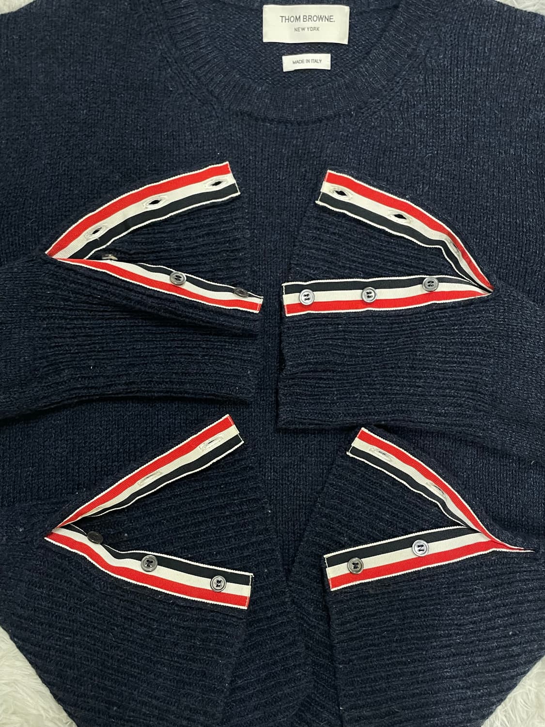 톰브라운 사선완장 셰틀랜드 니트 네이비 [3] 상품이미지6