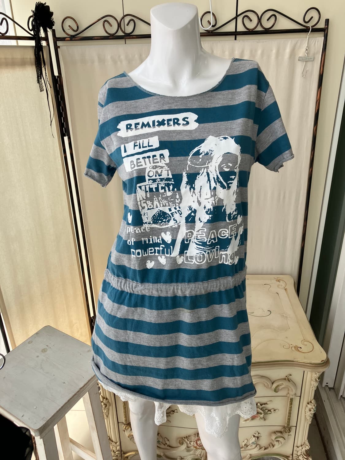 gray stripe shirring dress 상품이미지2