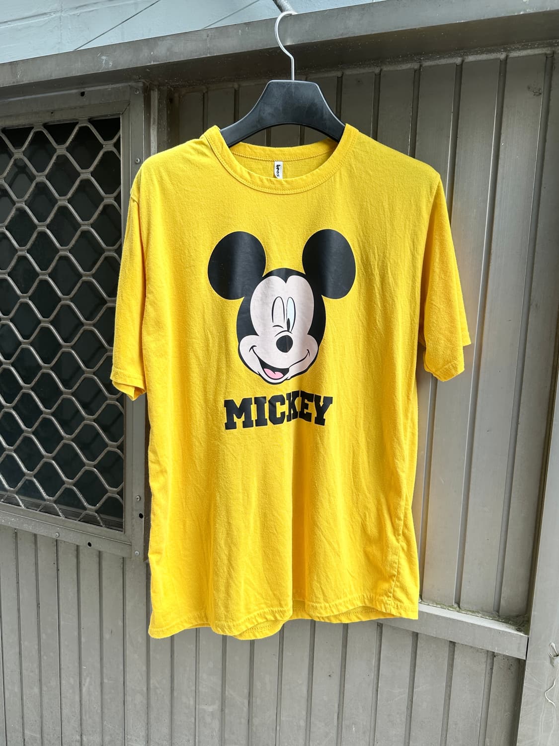 NONE vintage Mickey Mouse yellow tee 상품이미지1