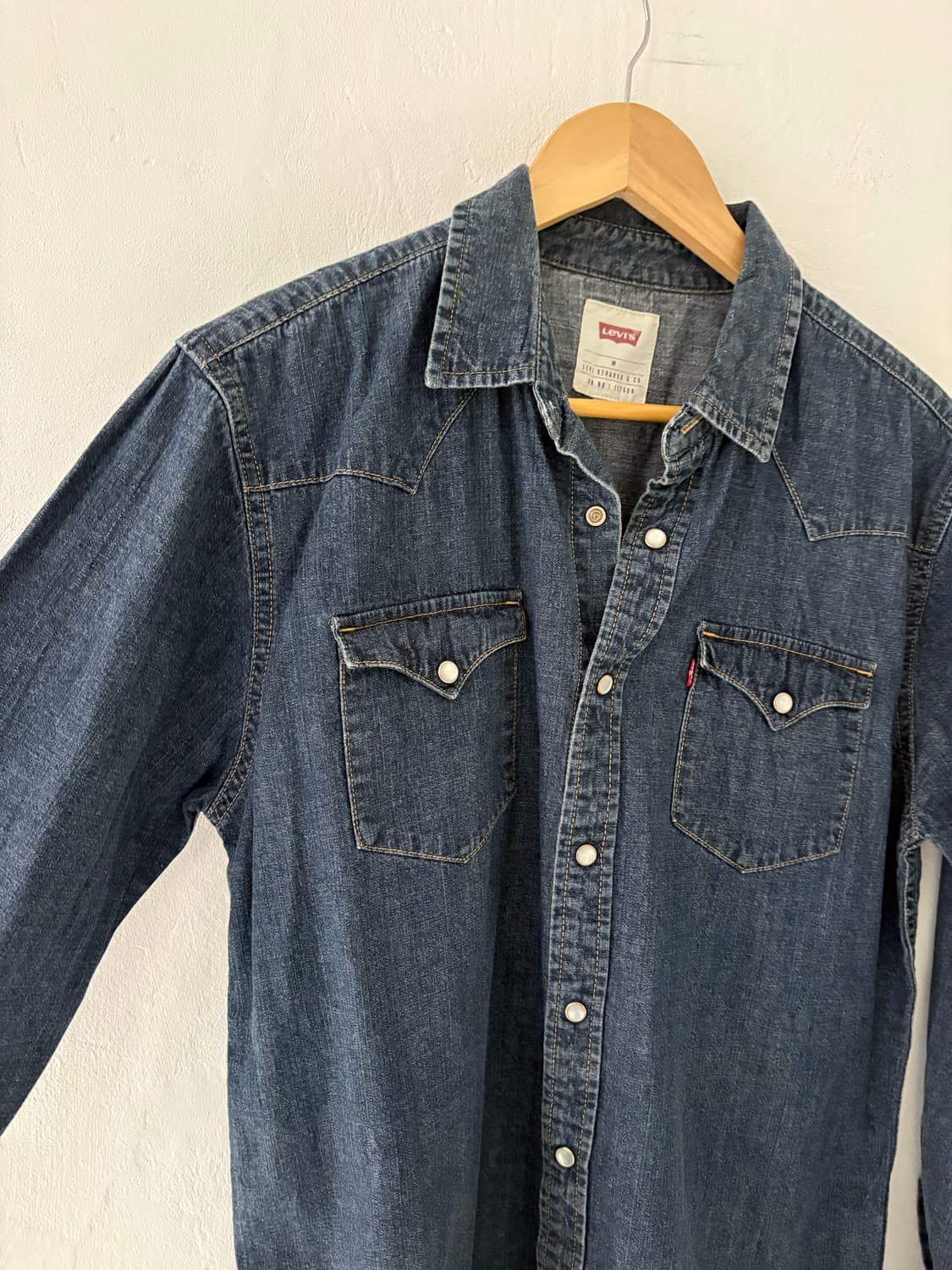 Levis’s Denim Western Shirt. 상품이미지2